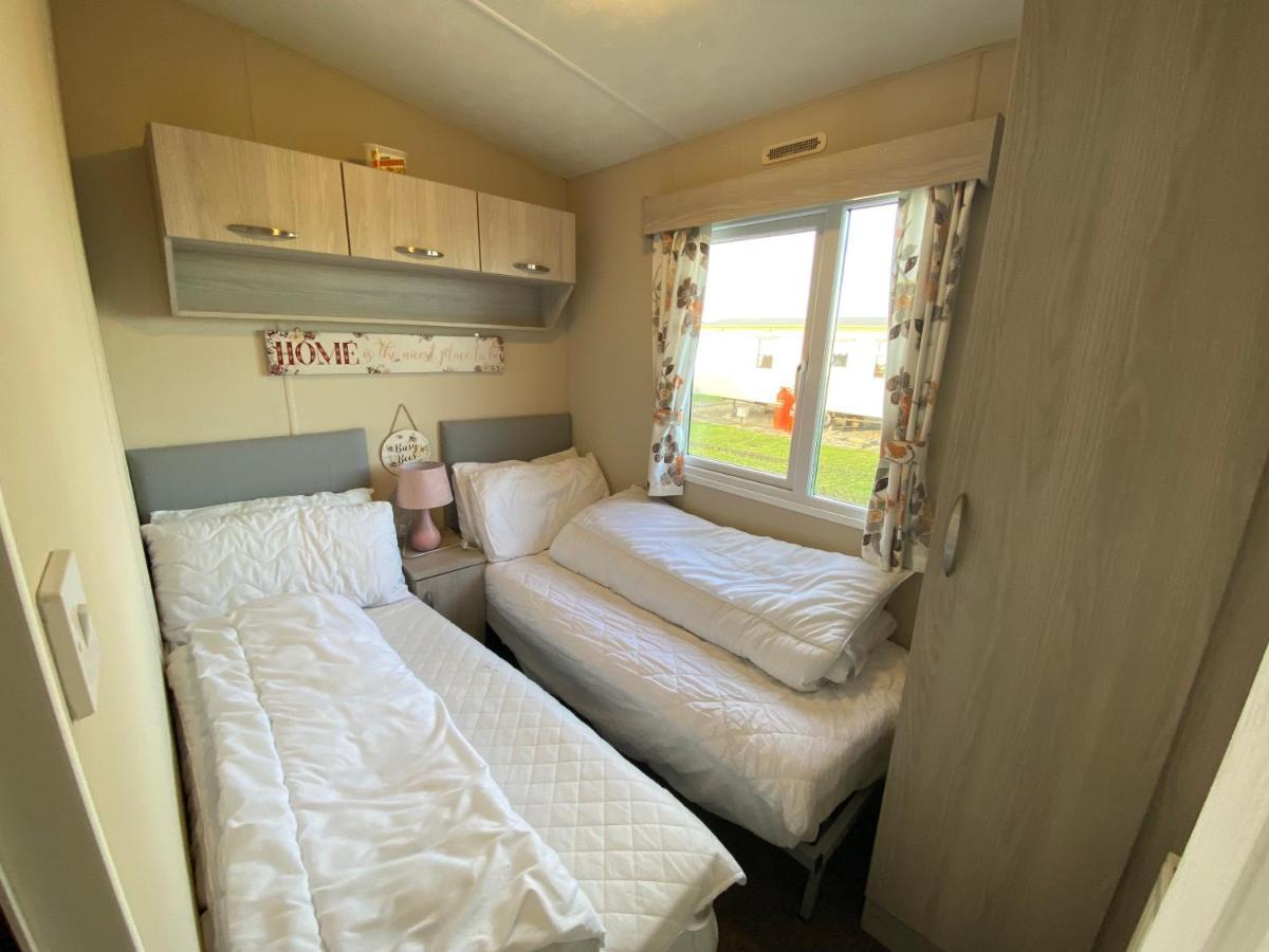 Cosy & Modern Private Seaview Caravan North Seaton Екстериор снимка