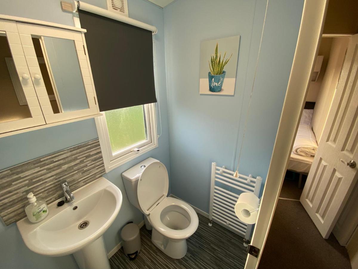 Cosy & Modern Private Seaview Caravan North Seaton Екстериор снимка