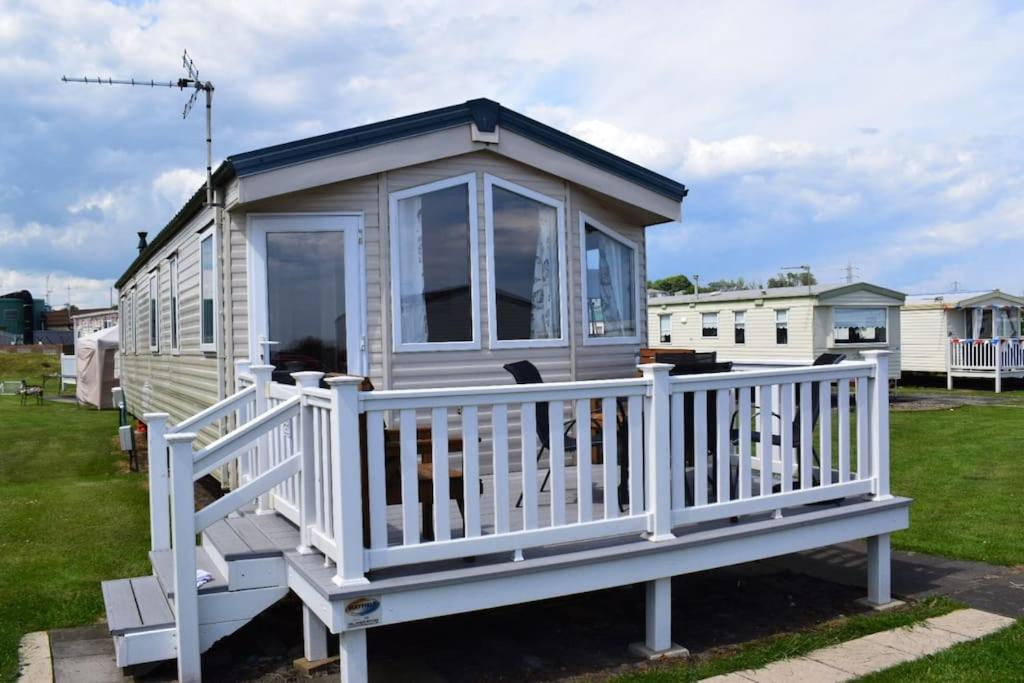 Cosy & Modern Private Seaview Caravan North Seaton Екстериор снимка