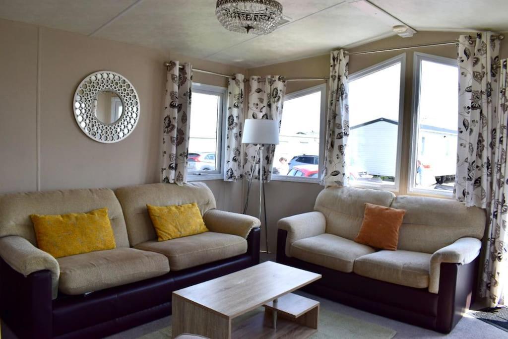 Cosy & Modern Private Seaview Caravan North Seaton Екстериор снимка