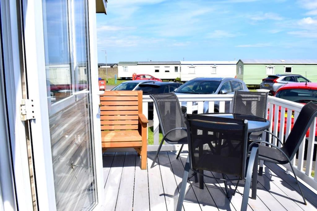 Cosy & Modern Private Seaview Caravan North Seaton Екстериор снимка